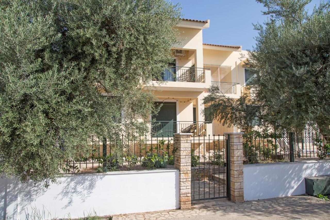 Oliva Holiday Homes Dhiyellótika Exteriér fotografie